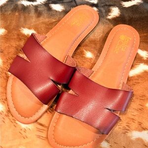Chic Burgundy Slide Sandals
